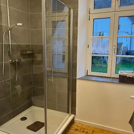 Apartment Weingut Gaestehaus Bach *